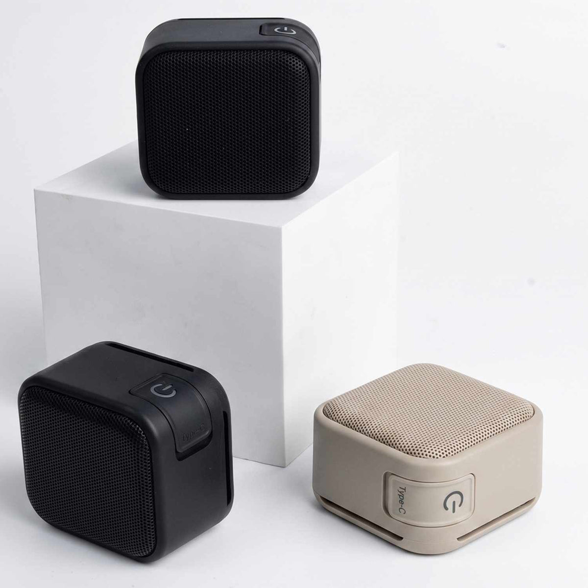 BEMGSPBK Groove Magnetic Mini Speaker Black